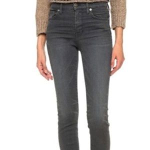Madewell High Riser Skinny Jean in Black Frost